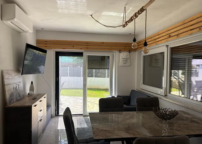 Vikendica The House Medulin